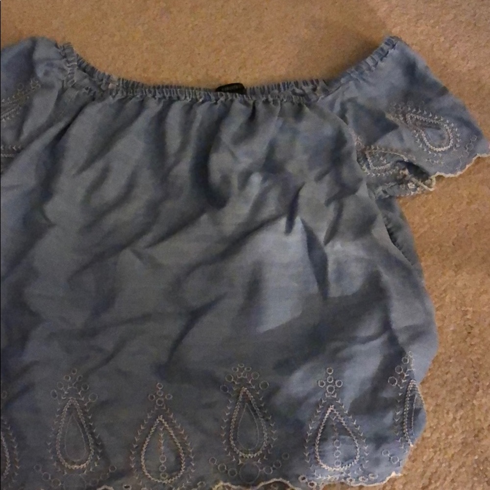 Forever 21 off the shoulder top